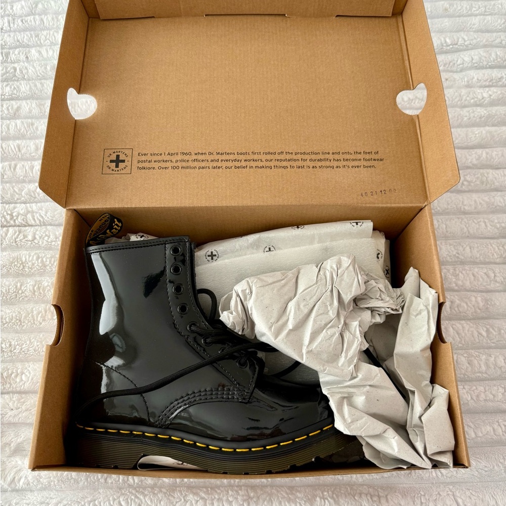 Dr. Martens Black Patent Lamper Boots